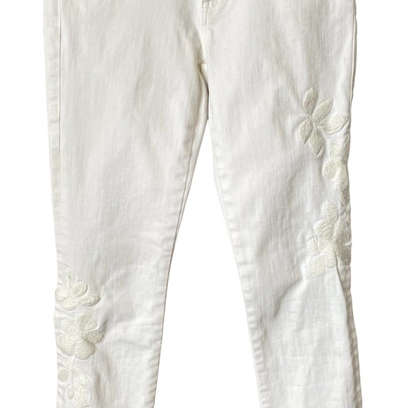 CAbi Women's Cream Slim Boyfriend Floral Embroidered Low Rise Jeans - Size 2 - Picture 2 of 8